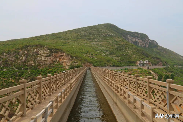“人造天河”破吉尼斯世界纪录