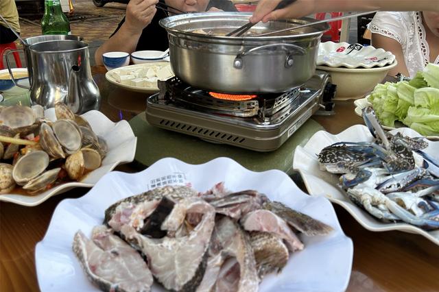 海南旅游，这3顿饭让我印象深刻，有失望有满意，你看看怎么样？