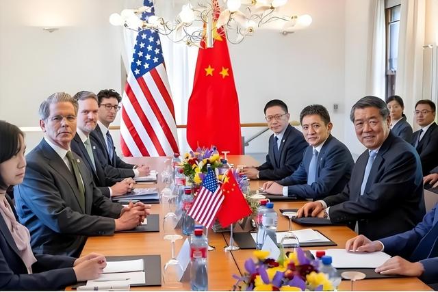 台海还没开战，另一场恶仗已逼近中国，美撕下伪装，基辛格没说错