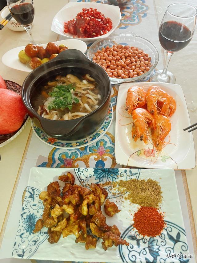 我53岁，每天写头条，就是为了嘚瑟！