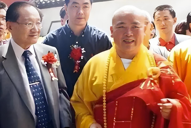 释永信塌房后，被曝为女明星开光，除了李湘外，多名女星被拉下水