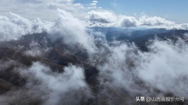 金秋五台山 醉美山色入画来