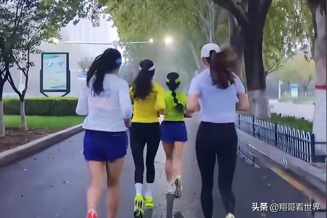 山东跑友张素梅车祸去世，月跑量300多公里，开奔驰，颜值身材好