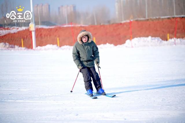 瞒不住了！嬉雪撒欢儿地+1，12.14 开嗨