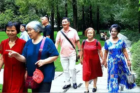 60岁以后，2亲不走、2礼不随、2酒不喝，你做到了吗？图片