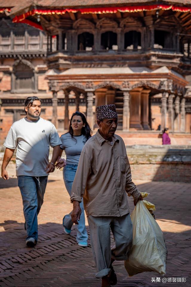 尼泊尔摄影之旅（19）——巴德岗杜巴广场（人文篇）