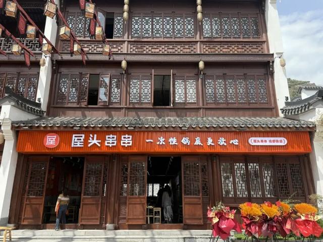 ​国庆在武都，一天吃五顿算多吗？