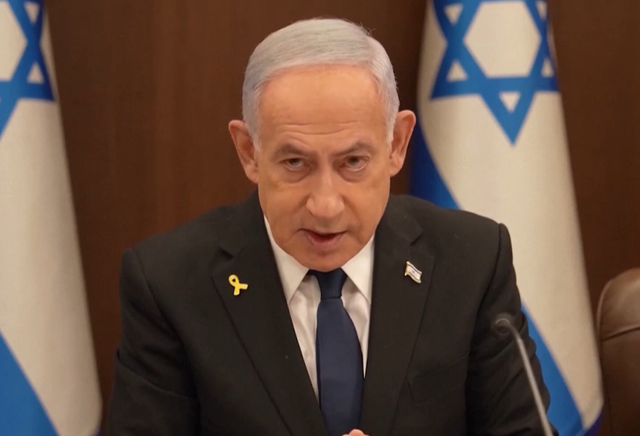 3000枚导弹是谎言？以色列总理对美炒伊朗威胁，实则为政权续命？