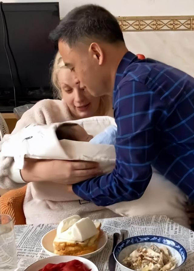 80后广西男子娶俄罗斯媳妇，生一娃，才发现俄罗斯女人善良又勤快