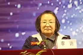 李讷离婚多年携子独居，老师韩桂馨心疼劝慰：我帮你找个男朋友吧图片