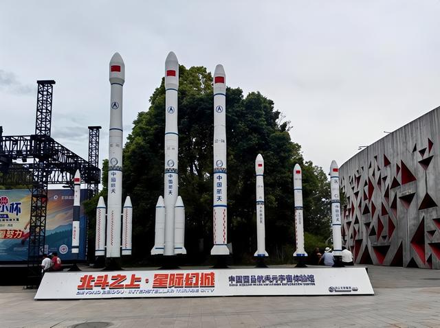 彝族年+秋假去哪儿？来这里共赴星空与彝韵之约！