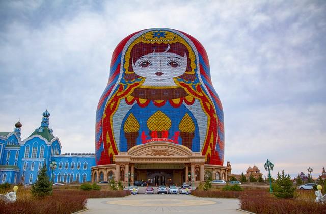 到了满洲里我们做了四件事，其中一件至今难以释怀