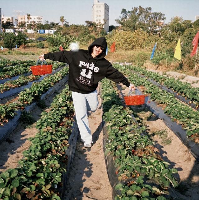 全红婵大变样！大波浪大墨镜打扮成熟，近况曝光，担心的事发生