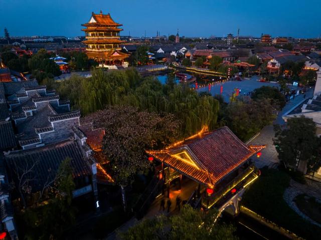 用中国传统色打开台儿庄古城的秋天
