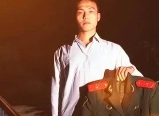 全队27名消防员仅1人幸免于难，网友说他贪生怕死	，后来咋样了？