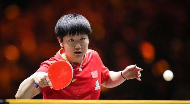 中国大满贯：复仇成功，王曼昱3-0完胜巴特拉，晋级女单16强