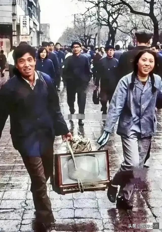20张80年代的老照片：40岁以下的就别点了，因为你看不懂