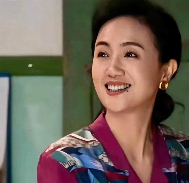 离世仅过去8个月，52岁辛柏青高调传出喜讯	，朱媛媛终于能安心了