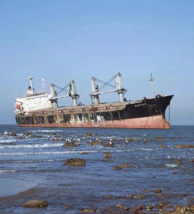 《中国国家地理》认证的“中国最美海岸”，荣成才是不容错过的山海明珠！