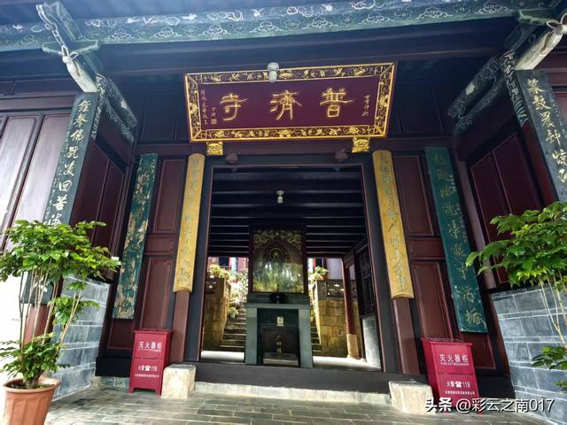 通海秀山：一座“无柱不联”的文化名山