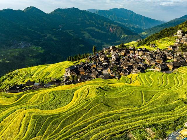 十一中秋长假反向旅游，6个人少景美的宝藏城市，选一个出发