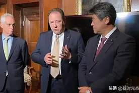 日本承诺向乌克兰提供45亿美元的援助，包括10亿美元人道主义资金图片