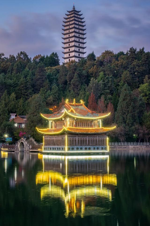 均温25°C，一年晴天300天的滇西小城，去躺平几日简直不要太快乐