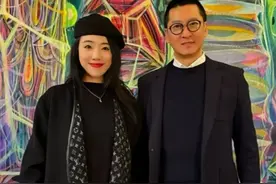 54岁周杰在美国，一副成功人士的气质，从事农业赚到盆满钵满图片