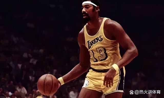 在NBA的历史中，哪个位置球员，历史第二和历史第一差距最小