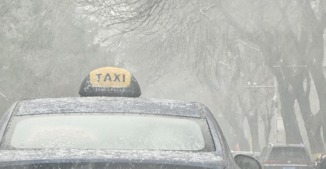 广东74岁大爷，独自一人从韶关出发旅行到漠河，又南下北京：这么大年纪敢一个人远行，正是因为国家平安！