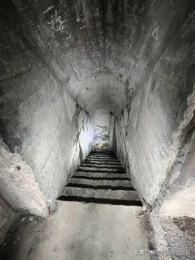 章丘胡山里的圣水灵泉庙，我都找着路线了，却近在咫尺未能抵达