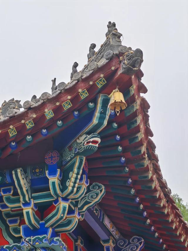 堪称洛阳第二寺，人少景美还免费，还藏着一处花海