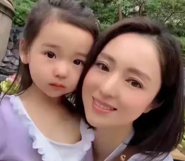 为何张维伊遭全网质疑