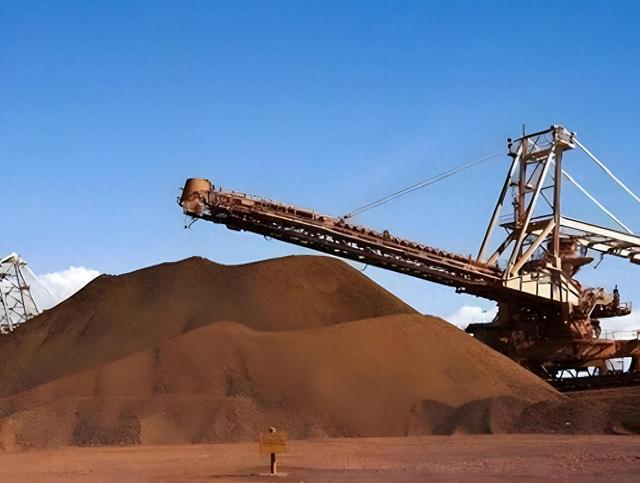 动真格了？普京下令不惜一切代价，降低对中国的依赖，事情不简单