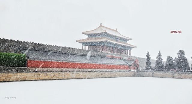 北京初雪：银装素裹中的城市记忆