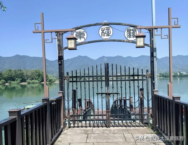 杭州“富春江畔第一村”真棒，吃喝玩乐不愁，还有富春山居图实景