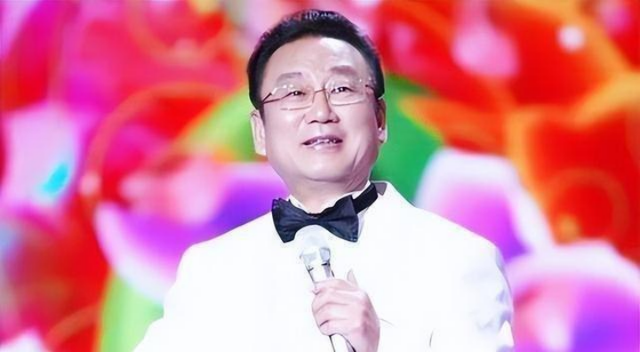 蒋大为身上的标签哪个是真的：被开除军籍、全家移民、骗财骗色