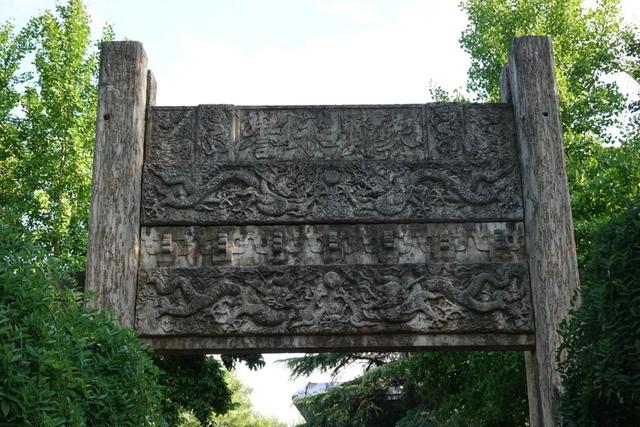 山东，有一座2000年前的一线城市，去青州古城赶一场槐花雨