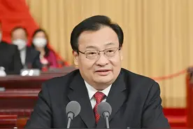 新任安徽省委书记梁言顺：学术著作被诺贝尔奖获得者高度肯定图片