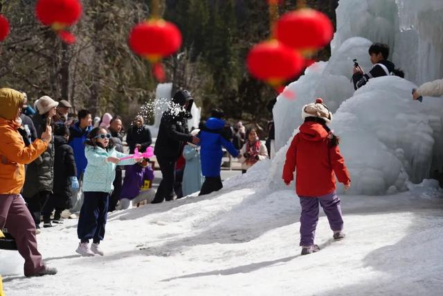四姑娘山景区春节假期接待游客6.89万人次，圆满收官