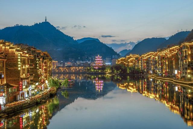 高铁直达！11-12月最值得去的6个古镇，工作累了，就去小住三五天