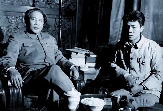 给“扮演毛主席”的10位演员排名：唐国强未进前5，古月仅排第2