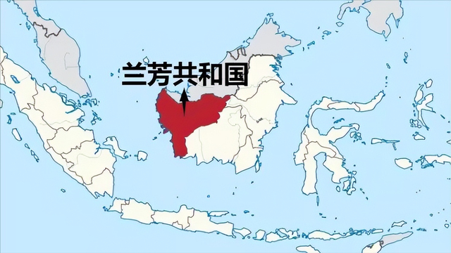 他们是纯正汉族人，说的正宗汉语