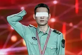 2018年，杜富国因爆炸双目失明、双手截肢，如今他怎样了图片