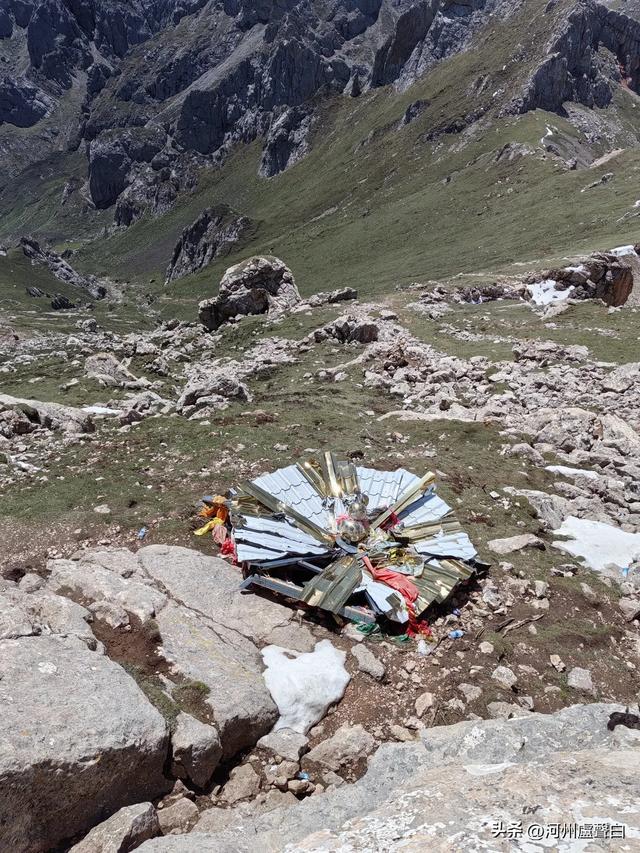 成功登顶母太子山