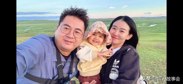 最美博主蓉妹妹：与老公小剑哥房车出游内蒙古，拍出精美大片
