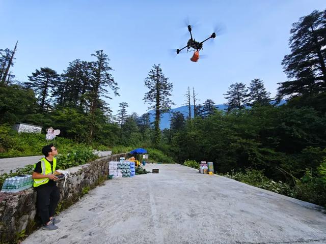 七月迎客76.32万人次!峨眉山“六度空间”把清凉经济玩出新高度