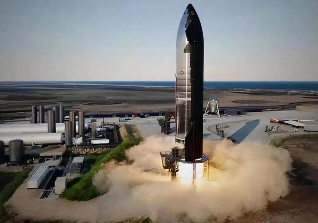 刚吞下580亿美军订单，马斯克就翻脸：中国人、中国设备全清退
