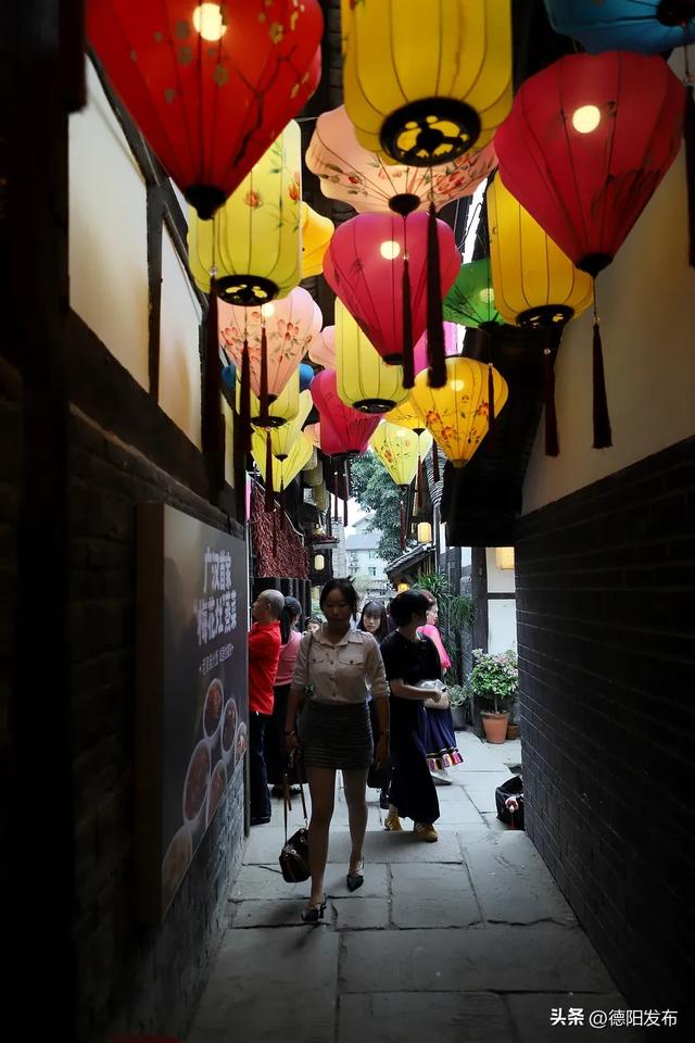 央视推荐!德阳这里彻底火了!好多人周末都在往这里跑