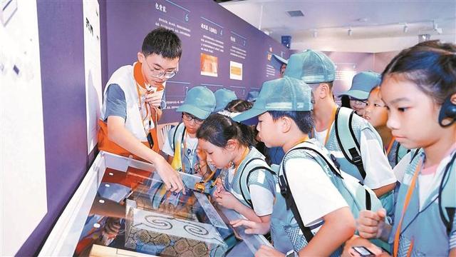 光明文旅暑期热力全开 过夜游带动酒店频现满房